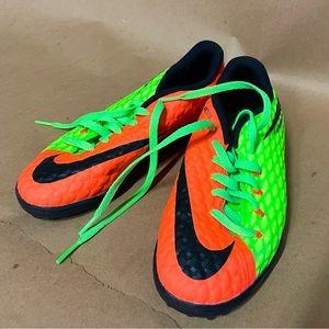 Nike Phantom Venom Shoes.  Kids, size 2.